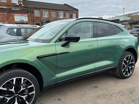 2022 Aston Martin DBX I, зелёный, 15900000 рублей - вид 6