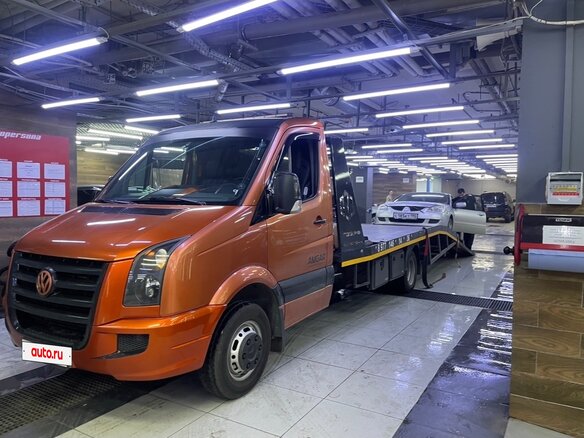 2007 Volkswagen Crafter, оранжевый, 2390000 рублей - вид 2