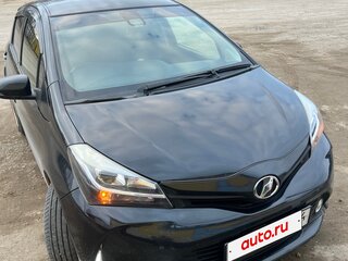 2015 Toyota Vitz III (XP130) Рестайлинг, чёрный, 900000 рублей, вид 4