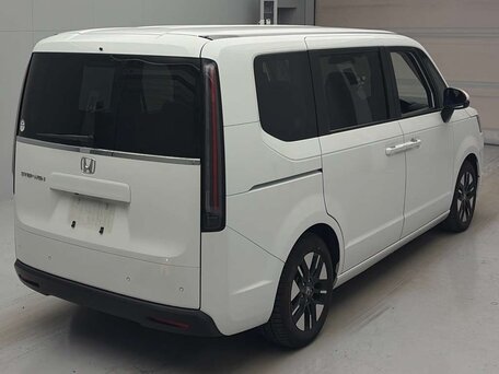 2023 Honda Stepwgn VI, белый, 2190000 рублей, вид 3