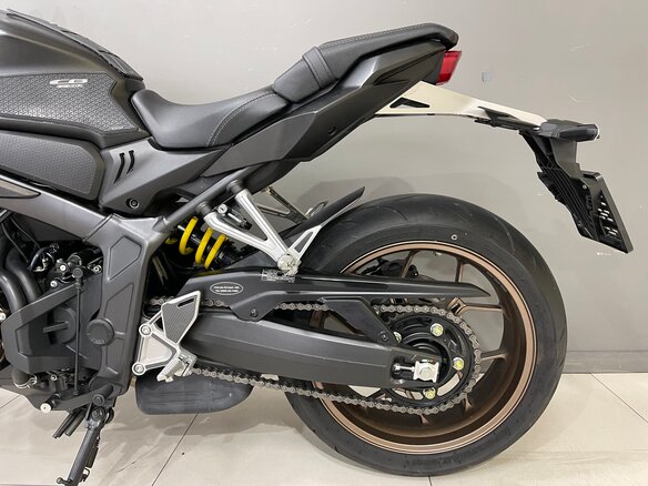2022 Honda CB 650R, чёрный, 880000 рублей - вид 11