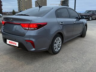 2019 Kia Rio IV, серый, 1550000 рублей, вид 5