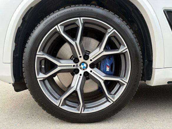 2020 BMW X5 40i IV (G05/G18), белый, 8525000 рублей - вид 28