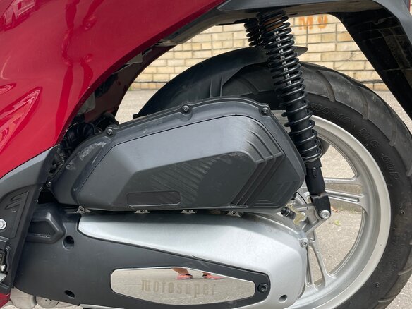 2024 Honda SH, красный, 155000 рублей - вид 3