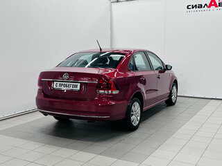2015 Volkswagen Polo V Рестайлинг, красный, 1129000 рублей, вид 3