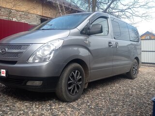 2011 Hyundai Grand Starex I, серый, 1399000 рублей, вид 1