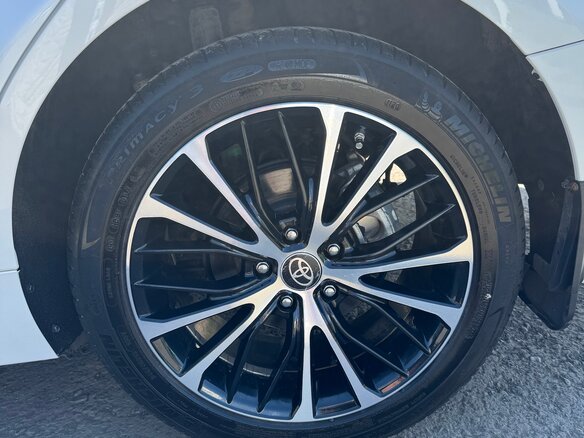2020 Toyota Camry VIII (XV70), белый, 4050000 рублей - вид 7