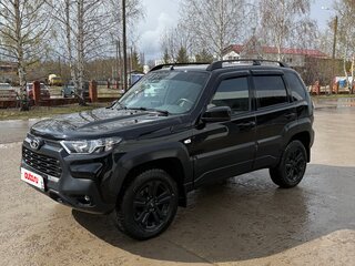 2023 Lada (ВАЗ) Niva Travel I, чёрный, 1149000 рублей, вид 3