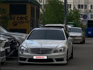 2006 Mercedes-Benz S-Класс 350 V (W221), белый, 900000 рублей, вид 2