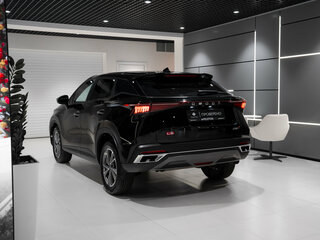 2024 Omoda C5 I, чёрный, 1470000 рублей, вид 4