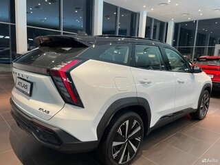 2025 Geely Atlas II, белый, 3512990 рублей, вид 3