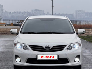 2012 Toyota Corolla X (E140, E150) Рестайлинг, белый, 929000 рублей, вид 3