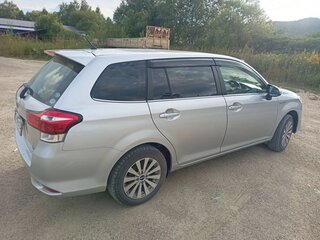 2016 Toyota Corolla Fielder XI (E160, E170, E180), серебристый, 1050000 рублей, вид 3