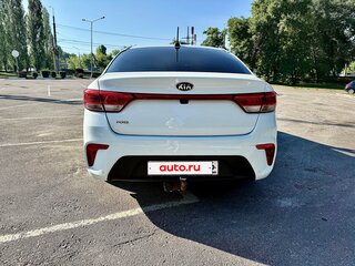 2018 Kia Rio IV, белый, 1386666 рублей, вид 2