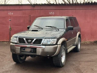 2003 Nissan Patrol V (Y61), зелёный, 1750000 рублей, вид 1