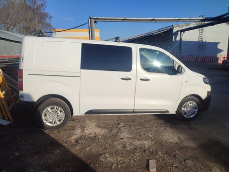 2018 Citroen Jumpy, белый, 1700000 рублей, вид 3