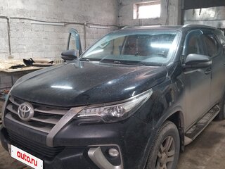 2017 Toyota Fortuner II, чёрный, 3500000 рублей, вид 1