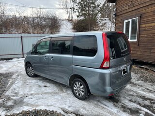 2009 Nissan Serena III (C25), серый, 950000 рублей, вид 4