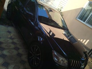 2011 Mercedes-Benz C-Класс 180 BlueEFFICIENCY III (W204), чёрный, 1360000 рублей, вид 1