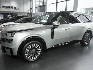 2026 Lynk & Co 900, серебристый, 6690000 рублей, вид 5