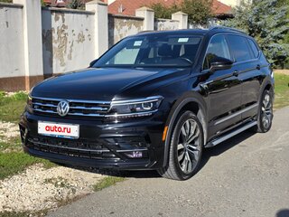 2021 Volkswagen Tiguan Allspace II, чёрный, 3700000 рублей, вид 1
