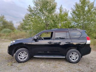 2010 Toyota Land Cruiser Prado 150 Series, чёрный, 2505000 рублей, вид 3