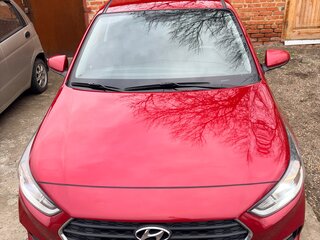 2019 Hyundai Solaris II, красный, 1450000 рублей, вид 2