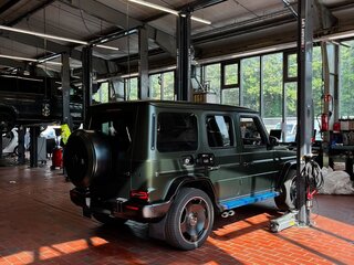 2026 Mercedes-Benz G-Класс AMG 63 AMG II (W465) Рестайлинг, зелёный, 36000000 рублей, вид 2