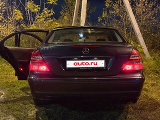 2004 Mercedes-Benz E-Класс 200 III (W211, S211), синий, 800000 рублей, вид 5