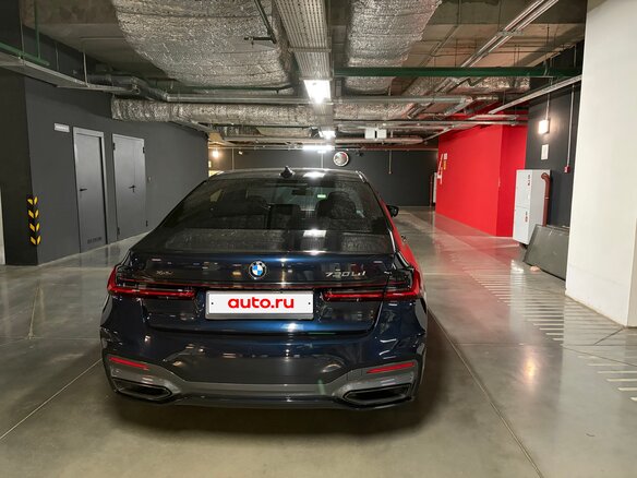 2021 BMW 7 серии Long 730Ld xDrive VI (G11/G12) Рестайлинг, чёрный, 8700000 рублей - вид 3