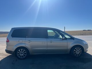 2009 Ford Galaxy II, бежевый, 999999 рублей, вид 4