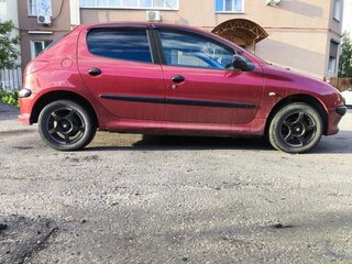 2008 Peugeot 206, красный, 350000 рублей, вид 3