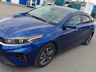 2022 Kia Forte III Рестайлинг, синий, 2250000 рублей, вид 2