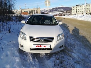 2012 Toyota Corolla Axio X (E140, E150) Рестайлинг, белый, 900000 рублей, вид 1