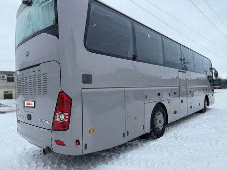 2018 Yutong ZK6122H9, серебристый, 8500000 рублей, вид 5