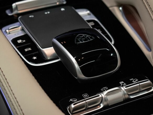 2023 Mercedes-Benz Maybach GLS 600 I Рестайлинг, чёрный, 20594000 рублей - вид 33