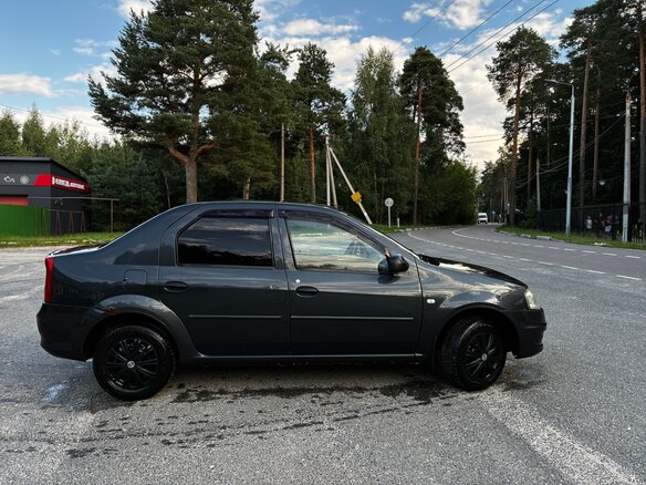 2010 Renault Logan I Рестайлинг, серый - вид 1