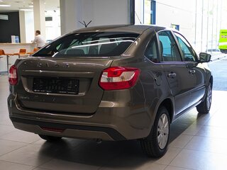 2026 Lada (ВАЗ) Granta Active Cross I Рестайлинг, коричневый, 1406000 рублей, вид 3