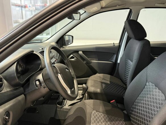 2026 Lada (ВАЗ) Granta I Рестайлинг, коричневый - вид 2