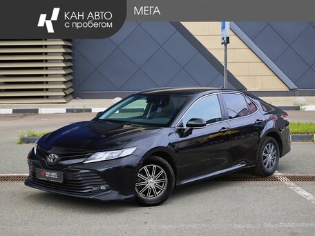 Toyota Camry VIII (XV70)