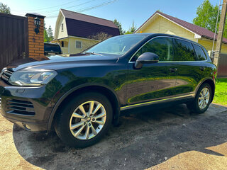 2011 Volkswagen Touareg II, чёрный, 2000000 рублей, вид 5