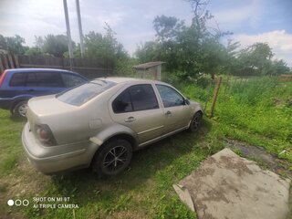 2004 Volkswagen Bora I, серый, 230000 рублей, вид 3