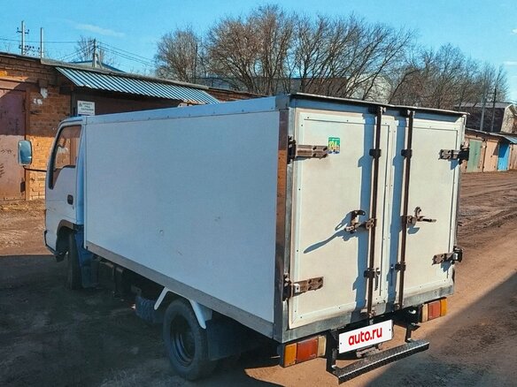1995 Isuzu Elf (N-series), белый, 690000 рублей - вид 2