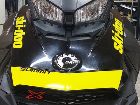 2017 BRP Ski-Doo Summit 850, чёрный, 1200000 рублей, вид 1