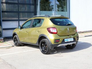 2016 Renault Sandero Stepway II, зелёный, 837000 рублей, вид 5