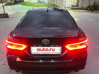 2019 Toyota Camry VIII (XV70), чёрный, 2580000 рублей, вид 3