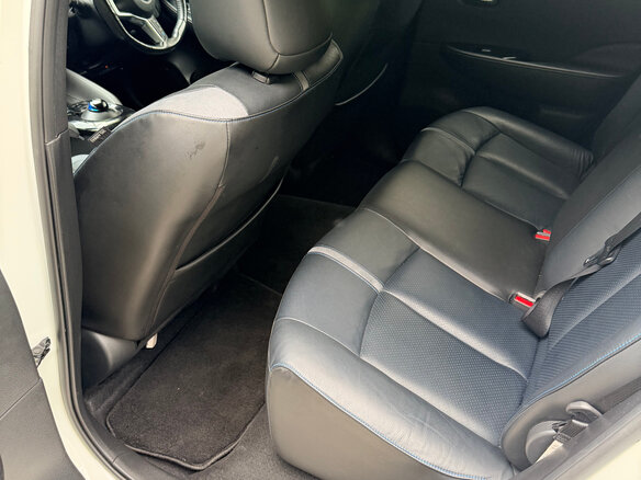 2019 Nissan Leaf II (ZE1), белый, 1999999 рублей - вид 10