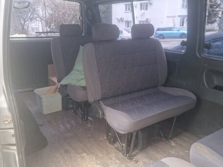 2001 SsangYong Istana, серебристый, 590000 рублей, вид 4