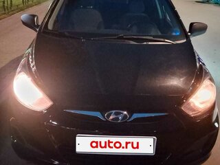 2013 Hyundai Solaris I, чёрный, 670000 рублей, вид 1