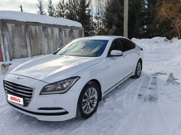 2015 Hyundai Genesis II, белый, 2300000 рублей
